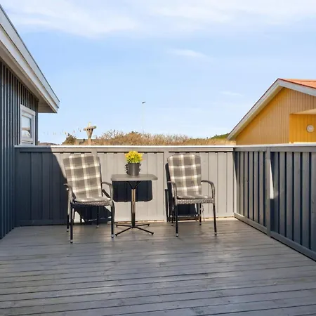 Gorgeous In With House A Panoramic View *