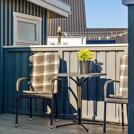 Gorgeous In With House A Panoramic View *